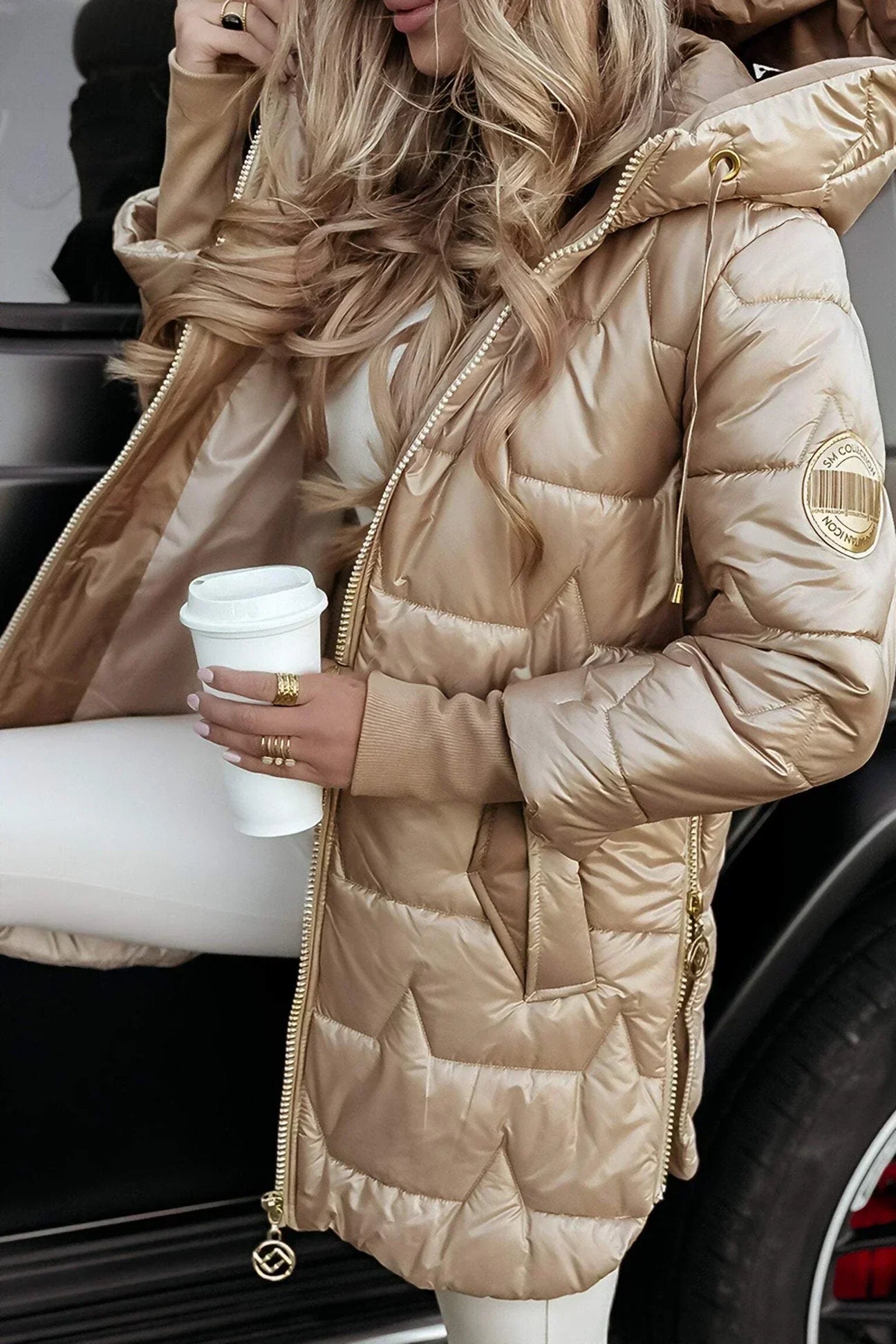 Nora - Elegante cappotto invernale con cappuccio e imbottitura